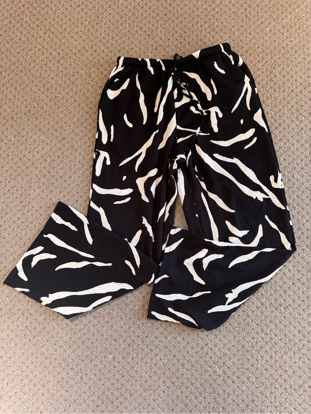 Black & White Abstract Wide-Leg Pants with Drawstring Waist